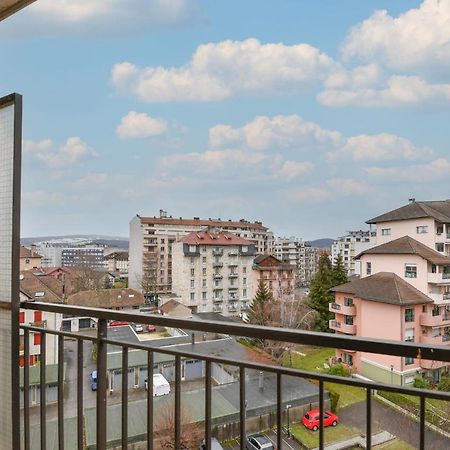 Nice Apartment With Balcony Very Close To The City Center Анси Екстериор снимка