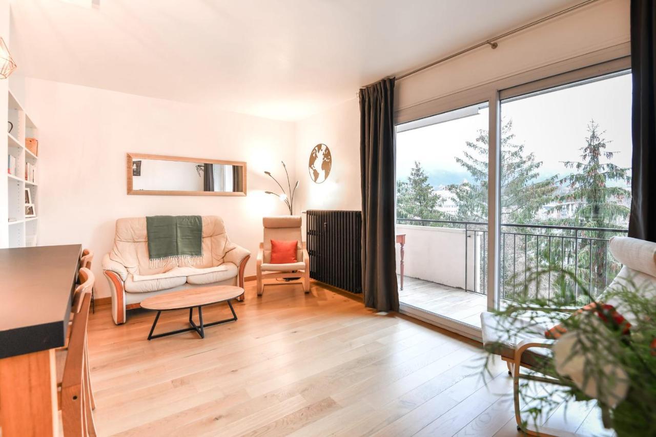 Nice Apartment With Balcony Very Close To The City Center Анси Екстериор снимка