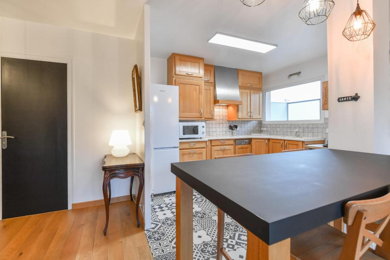 Nice Apartment With Balcony Very Close To The City Center Анси Екстериор снимка