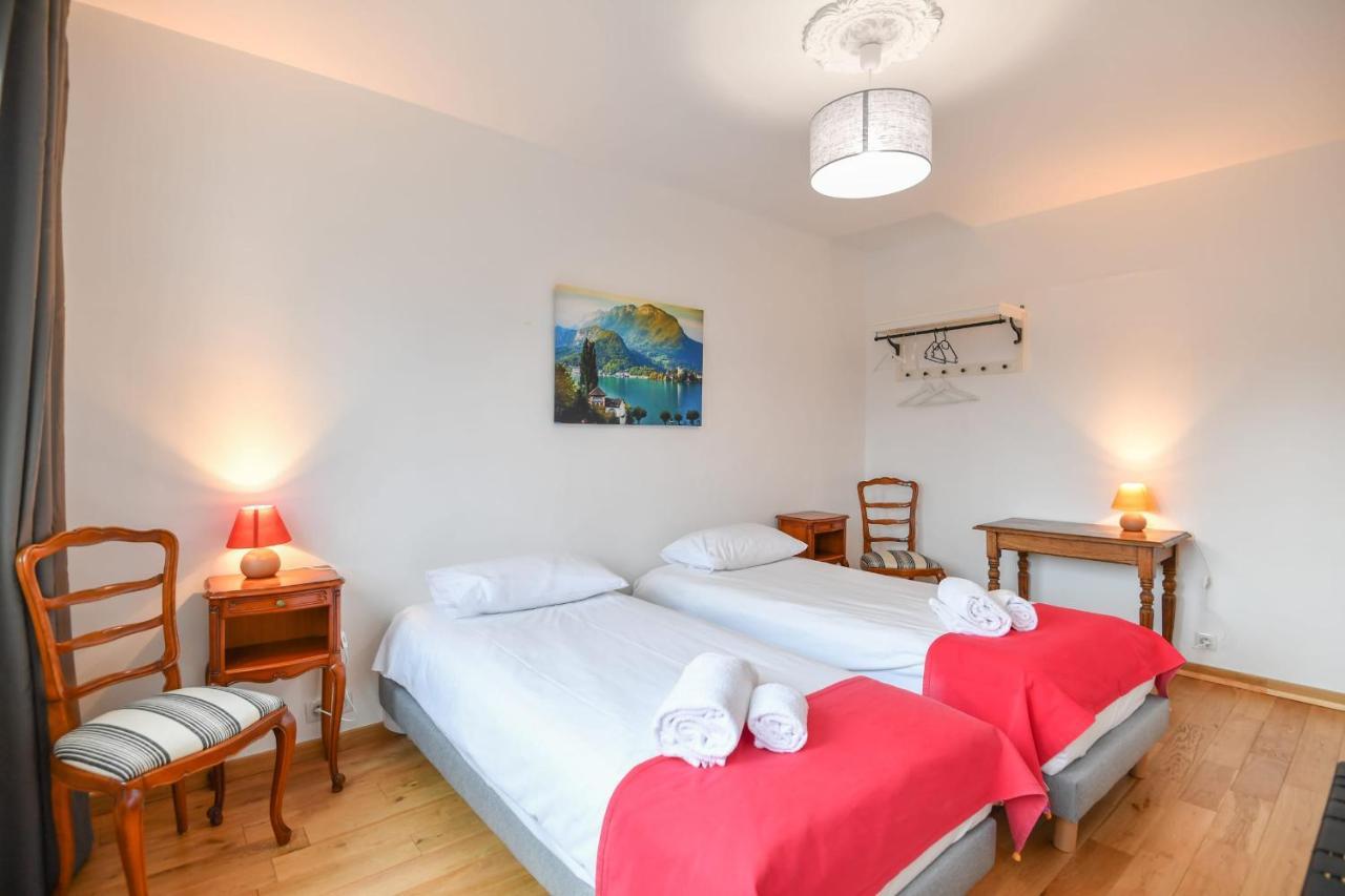 Nice Apartment With Balcony Very Close To The City Center Анси Екстериор снимка