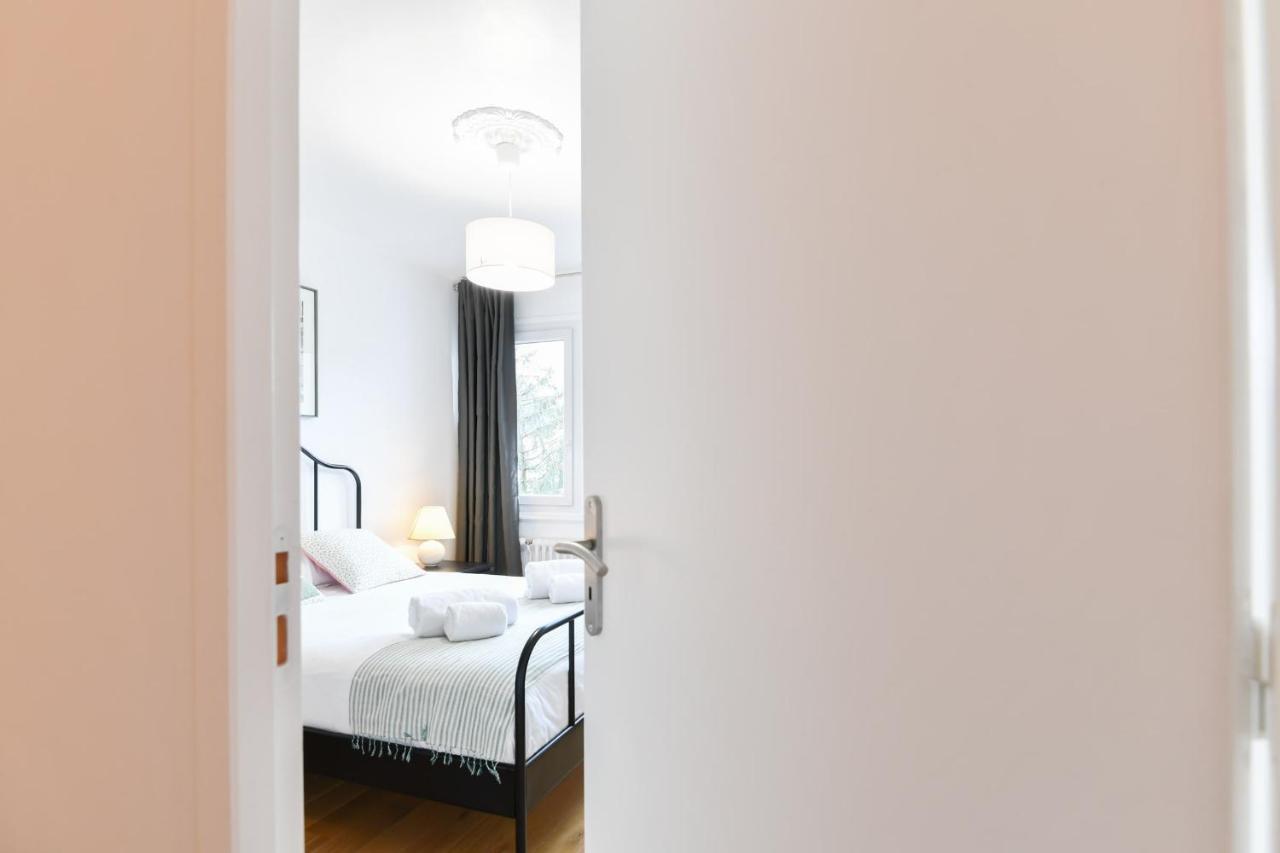 Nice Apartment With Balcony Very Close To The City Center Анси Екстериор снимка