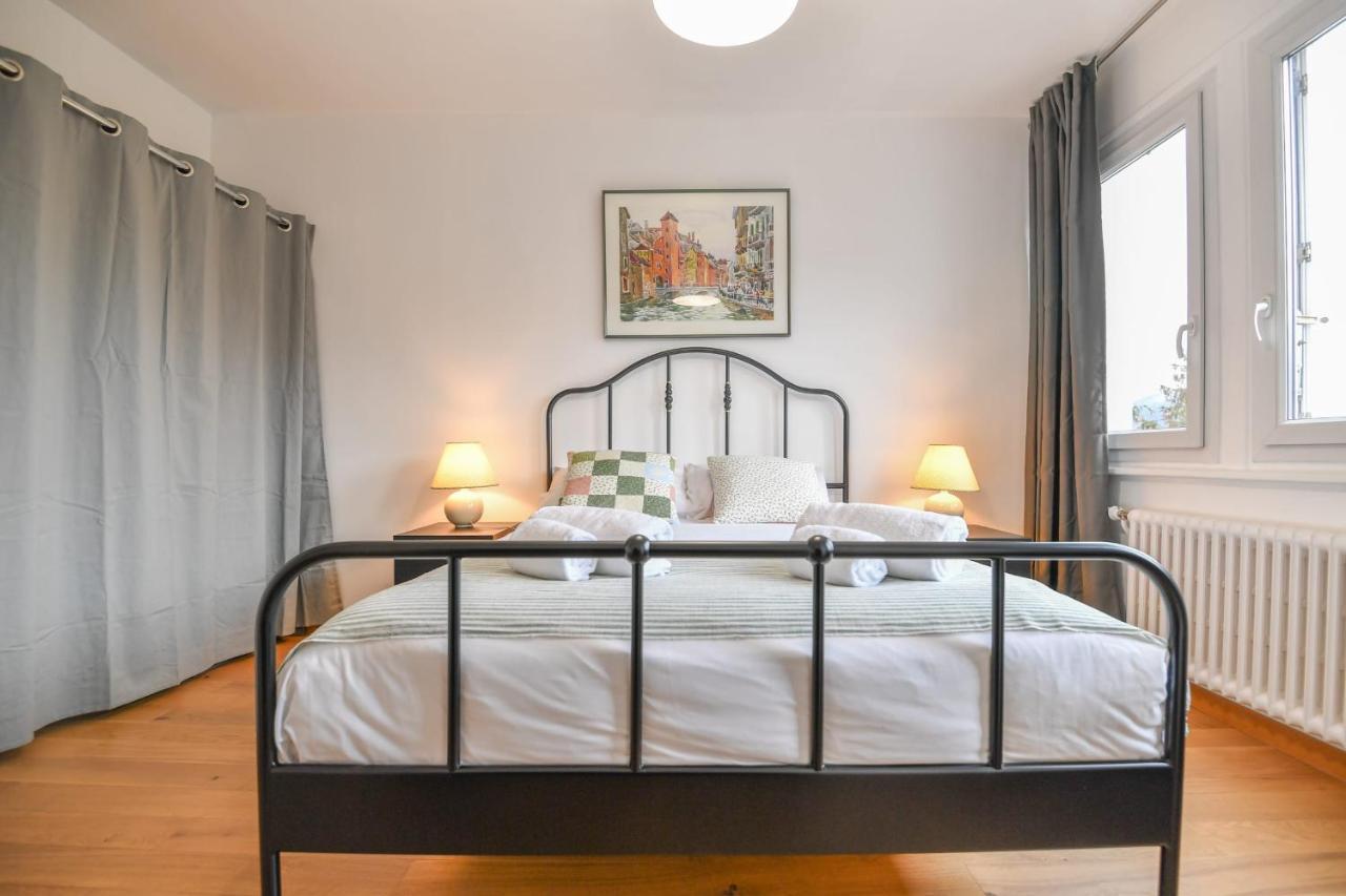 Nice Apartment With Balcony Very Close To The City Center Анси Екстериор снимка